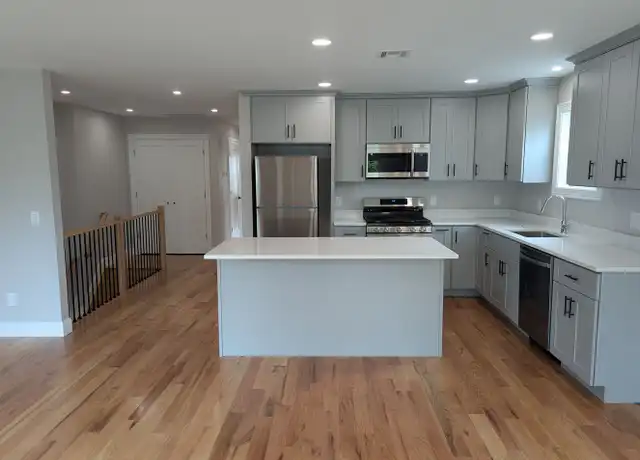 Property at 595 N 11th St, Newark, NJ, 07107, 3 beds, 2 baths, [object Object]