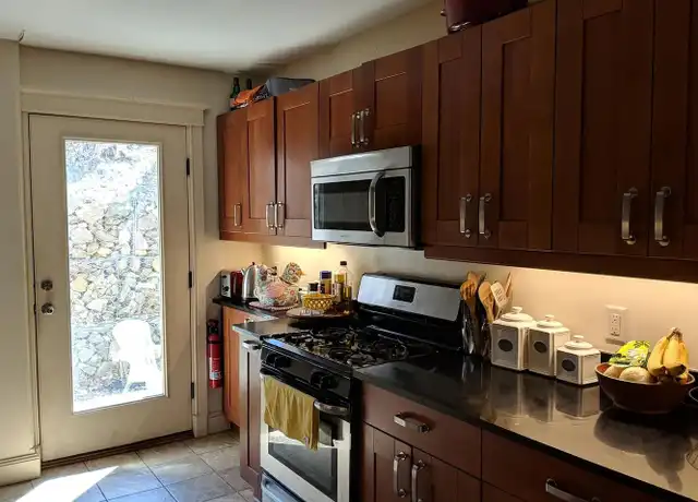 Property at 13-21 Mill St Unit 19, Burlington, VT, 05401, 3 beds, 2 baths, [object Object]