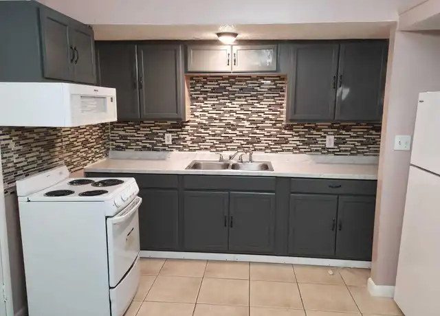 Property at 8328 Metto Rd, Jacksonville, FL, 32244, 2 beds, 1 bath, [object Object]