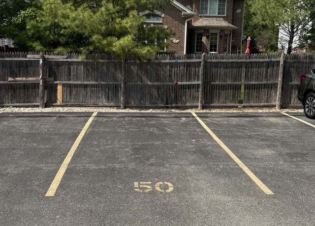 Photo of 1960 Cherry Ln #303, Northbrook, IL 60062