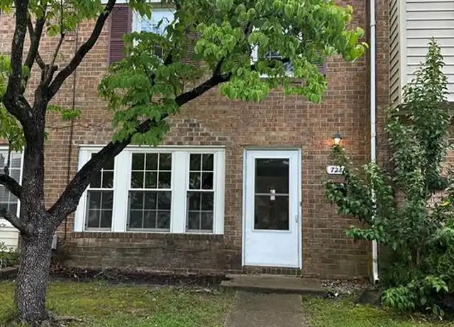 Property at 728 Stanwix Sq, Norfolk, VA, 23502, 2 beds, 1.5 baths, [object Object]