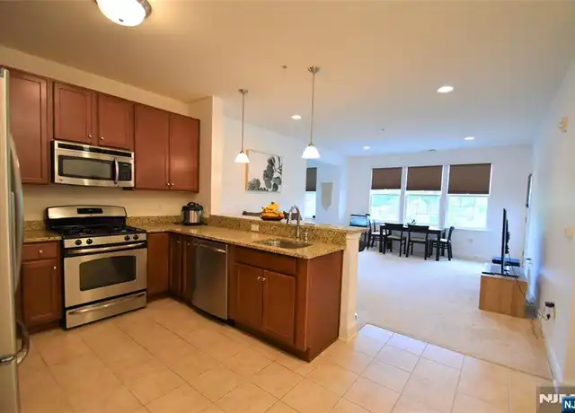 Property at 5316 Sanctuary Blvd, Riverdale, NJ, 07457, 1 bed, 1 bath, [object Object]