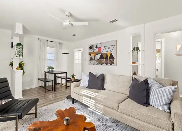 Property at 3312 Bengston St, Austin, TX, 78702, 2 beds, 1 bath, [object Object]