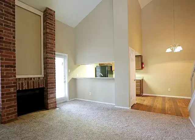 Property at Sutton House Apartments - 11711 Wallstreet, San Antonio, TX, 78230, 1-2 bed, 1-2 bath, [object Object]