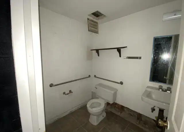Property at 2111 San Gabriel Blvd, Rosemead, CA, 91770, 0 beds, 1 bath, [object Object]