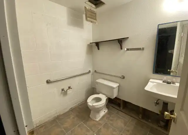 Property at 2111 San Gabriel Blvd, Rosemead, CA, 91770, 0 beds, 1 bath, [object Object]