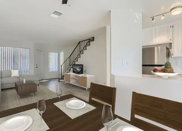 Photo of 1255 N University St, Redlands, CA 92374