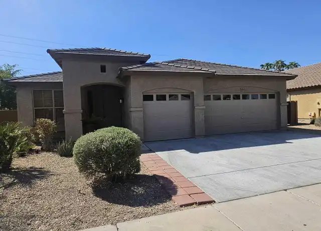 Property at 3129 W Donner Dr, Phoenix, AZ, 85041, 4 beds, 2 baths, [object Object]