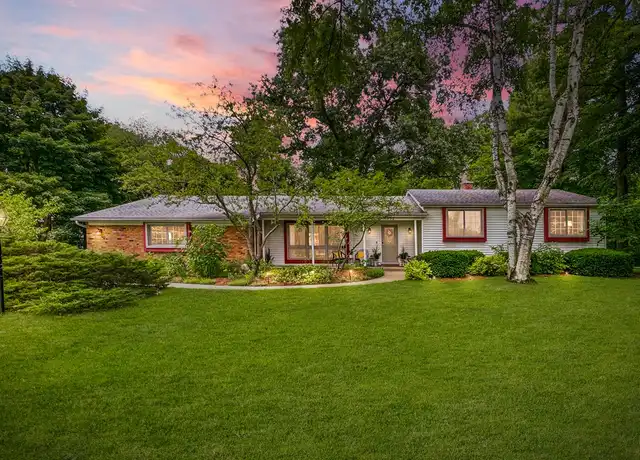 Property at 4552 Wagon Wheel Dr, Bloomfield Hills, MI, 48301, 3 beds, 2 baths, [object Object]