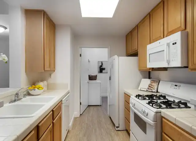 Property at 606 Arcadia Ter #103, Sunnyvale, CA, 94085, 1 bed, 1 bath, [object Object]