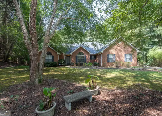 Property at 235 Masters Dr, Newnan, GA, 30265, 3 beds, 2 baths, [object Object]