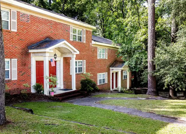 Property at 2440 Bragg Blvd, Fayetteville, NC, 28303, 2 beds, 1 bath, [object Object]