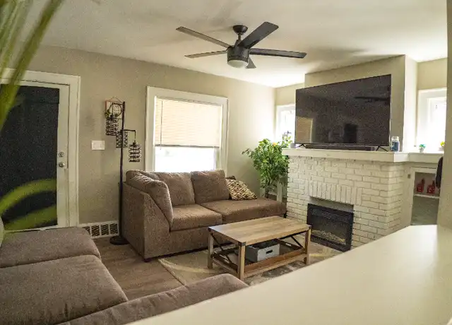 Property at 1278 W 106th St Unit 1, Cleveland, OH, 44102, 2 beds, 1 bath, [object Object]