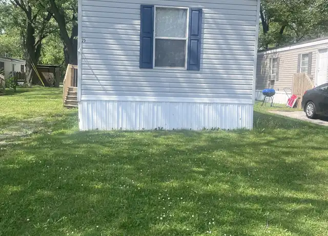 Property at 25 Harmony Cir, Valparaiso, IN, 46385, 3 beds, 2 baths, [object Object]