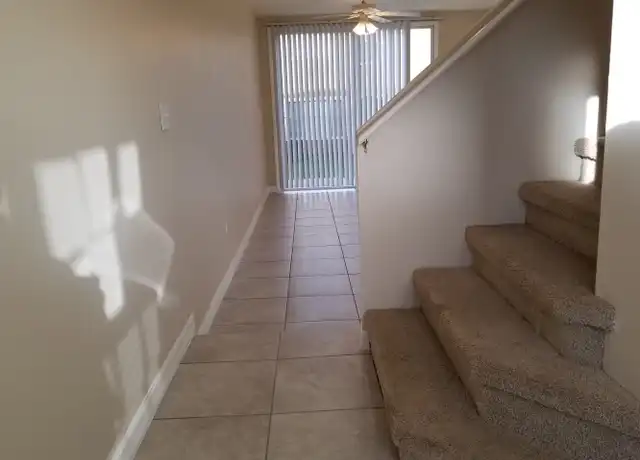 Property at 512 Australian Way, Davenport, FL, 33897, 3 beds, 2 baths, [object Object]