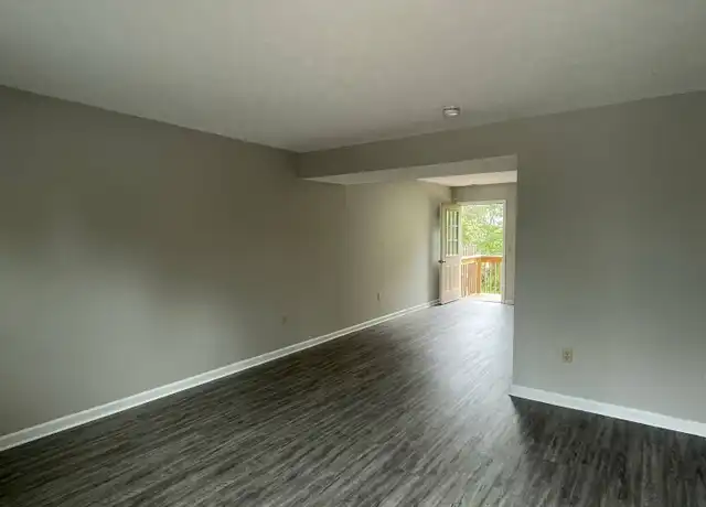 Property at 225 Churchill Dr Unit 5, Richmond, KY, 40475, 2 beds, 1.5 baths, [object Object]
