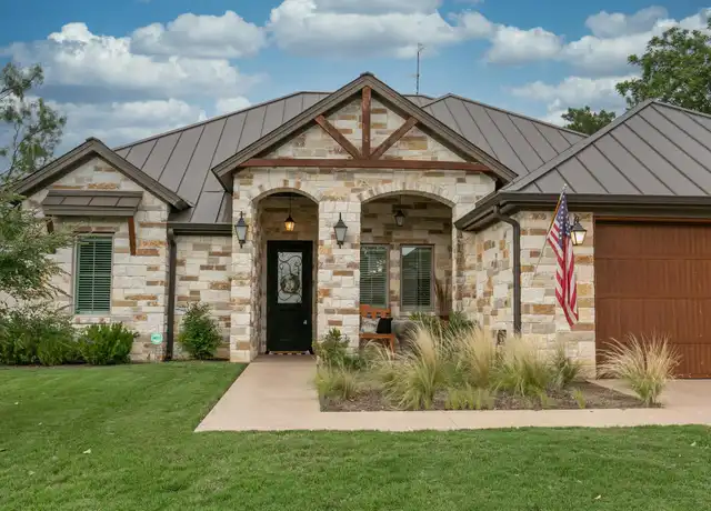 Property at 311 Sombrero, Horseshoe Bay, TX, 78657, 4 beds, 2.5 baths, [object Object]