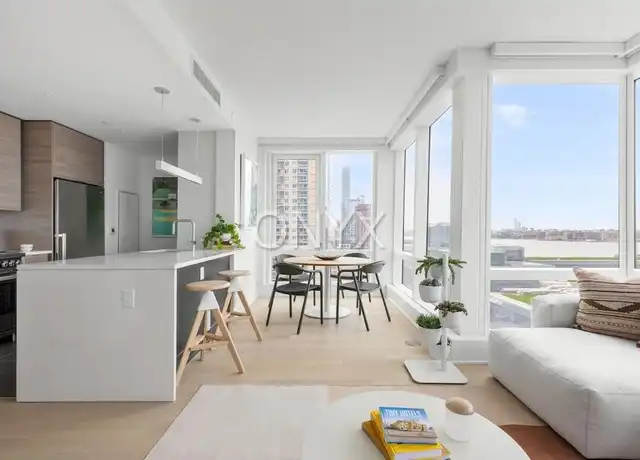 Property at 555 W 38th St Unit 1503, New York, NY, 10018, 2 beds, 2 baths, [object Object]