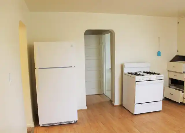 Property at 411 Maiden St Unit 3, Thermopolis, WY, 82443, 1 bed, 1 bath, [object Object]