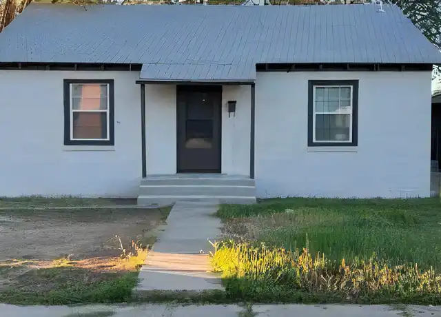 Property at 1905 21st St, Lubbock, TX, 79411, 3 beds, 2 baths, [object Object]