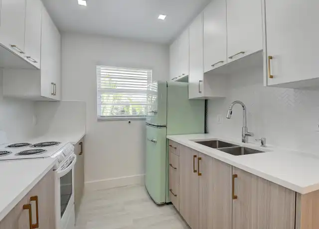 Property at 502 N H St #3, Lake Worth Beach, FL, 33460, 1 bed, 1 bath, [object Object]