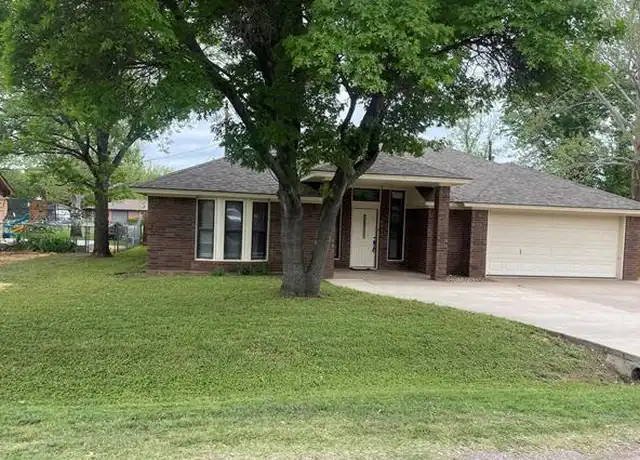 Property at 206 Casas del Sur St, Granbury, TX, 76049, 3 beds, 2 baths, [object Object]