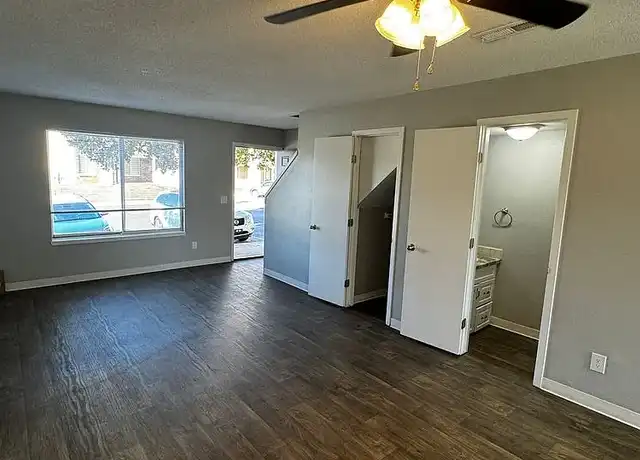 Property at Park Meadows - 10010 E Boston St, Wichita, KS, 67207, 2 beds, 1-1.5 bath, [object Object]