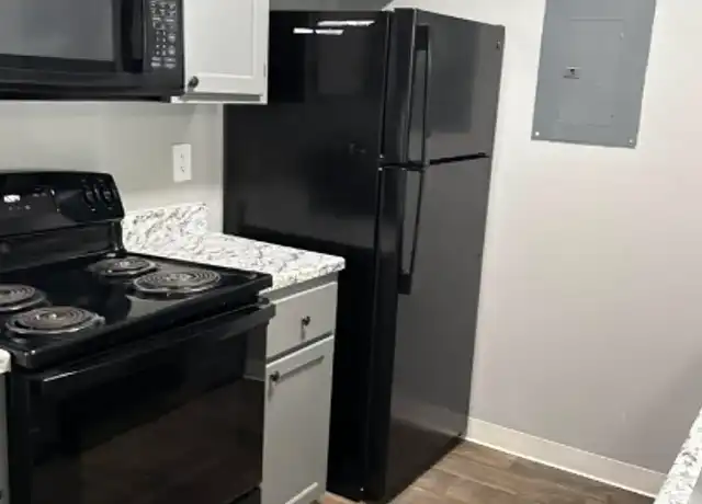 Property at Park Meadows - 10010 E Boston St, Wichita, KS, 67207, 2 beds, 1 bath, [object Object]