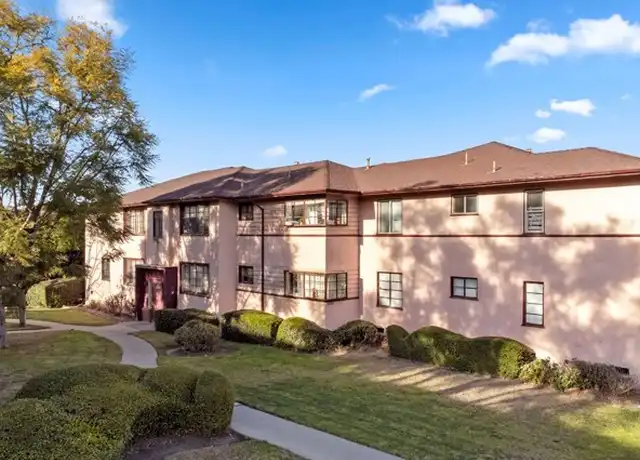 Property at 4051 Abourne Rd Unit D, Los Angeles, CA, 90008, 2 beds, 1 bath, [object Object]