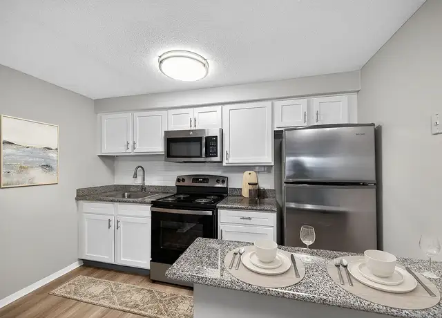 Photo of 120 Flagstone Dr, Nashua, NH 03063
