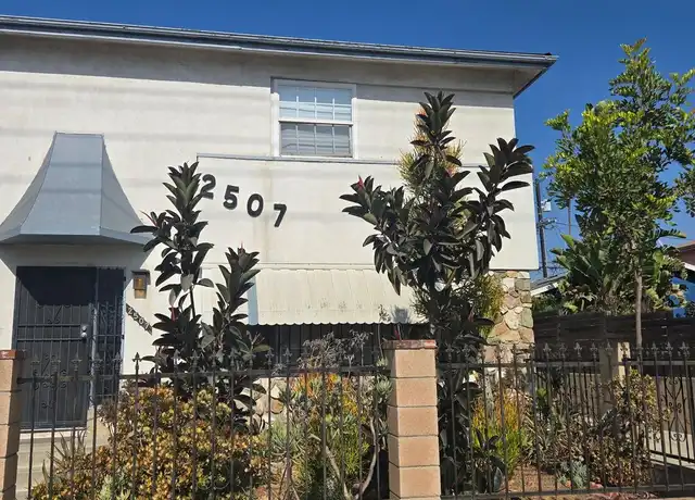 Property at 2507 Obama Blvd Unit 4, Los Angeles, CA, 90018, 1 bed, 1.5 baths, [object Object]