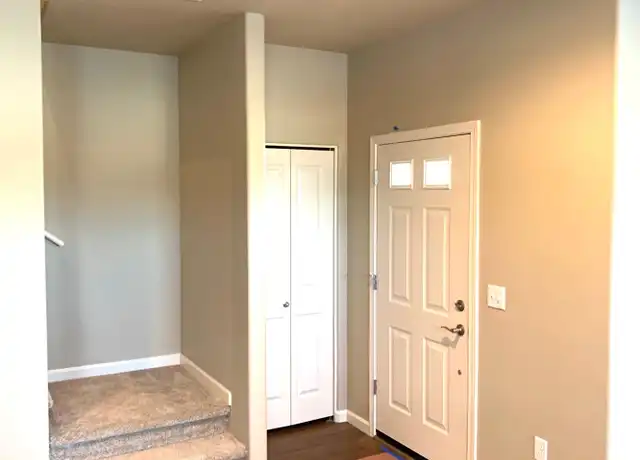 Property at 852 Front Ave NE, Albany, OR, 97321, 3 beds, 2.5 baths, [object Object]