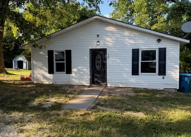 Property at 160 Diekamp Ln, Saint Charles, MO, 63303, 3 beds, 2 baths, [object Object]