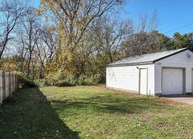 Property at 561 Gotzian St, Saint Paul, MN, 55106, 5 beds, 2 baths, [object Object]