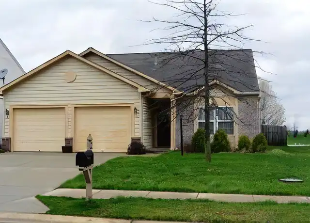 Property at 10890 Sweet Creek Trl, Fishers, IN, 46037, 3 beds, 2 baths, [object Object]