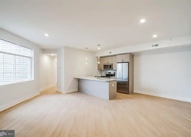 Property at 646 N 32nd St Unit 3, Philadelphia, PA, 19104, 2 beds, 2 baths, [object Object]