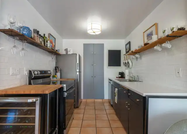 Property at 43 Forest Ln, San Rafael, CA, 94903, 2 beds, 2 baths, [object Object]