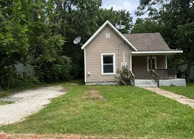 Property at 827 E Dale St, Springfield, MO, 65803, 3 beds, 1.5 baths, [object Object]