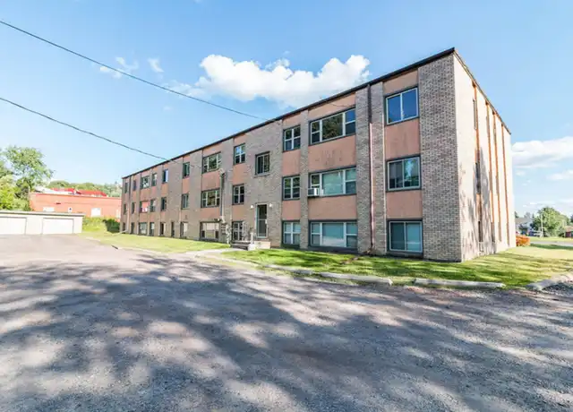 Property at 25 W Redwing St Unit 18, Duluth, MN, 55803, 1 bed, 1 bath, [object Object]