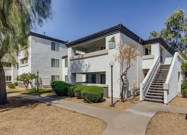 Property at Pavilions at Arrowhead - 7400 W Arrowhead Clubhouse Dr, Glendale, AZ, 85308, 1-2 bed, 1-2 bath, [object Object]