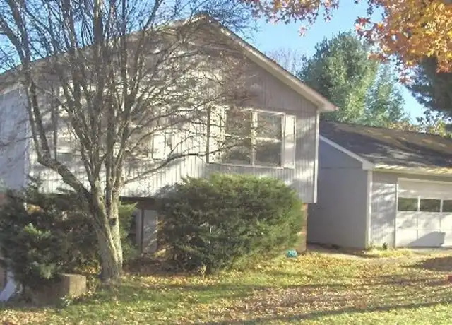 Property at 306 Woodbine Dr, Blacksburg, VA, 24060, 5 beds, 3 baths, [object Object]