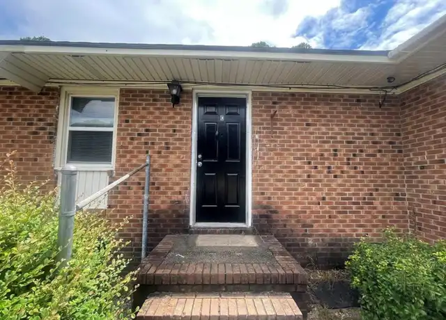 Property at 4956 Fieldcrest Dr Unit C, Fayetteville, NC, 28303, 1 bed, 1 bath, [object Object]