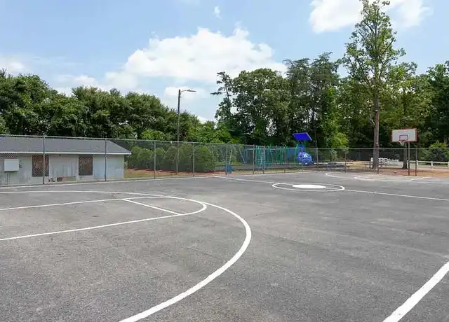 Property at Oakwood Forest - 4100 US Highway 29 N, Greensboro, NC, 27405, 1-3 bed, 1-2 bath, [object Object]