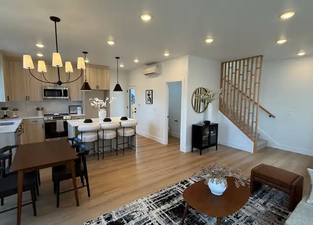 Property at N. Oswego - N Oswego Ave, Portland, OR, 97203, 3 beds, 2.5 baths, [object Object]