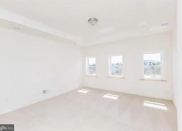 Property at 722 Lennox St, Baltimore, MD, 21217, 3 beds, 3 baths, [object Object]