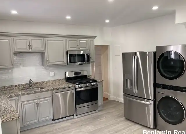 Property at 7 Washburn Ter Unit 1, Brookline, MA, 02446, 4 beds, 1 bath, [object Object]