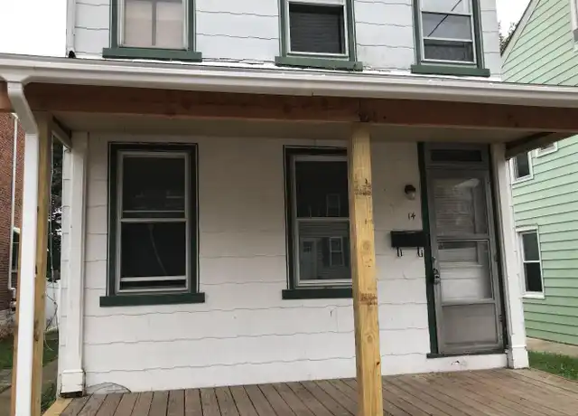Property at 14 E 2nd St Unit REAR, Pottstown, PA, 19464, 3 beds, 1 bath, [object Object]