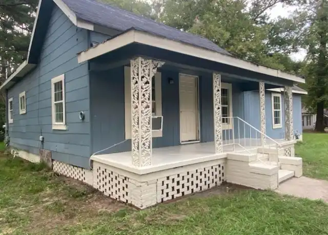 Property at 545 West Ave, Dublin, GA, 31021, 3 beds, 2 baths, [object Object]