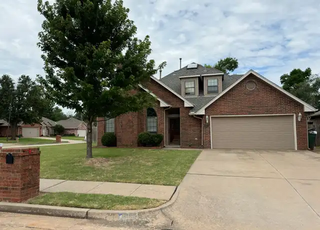 Property at 1845 Courtney Ln, Edmond, OK, 73013, 3 beds, 2.5 baths, [object Object]