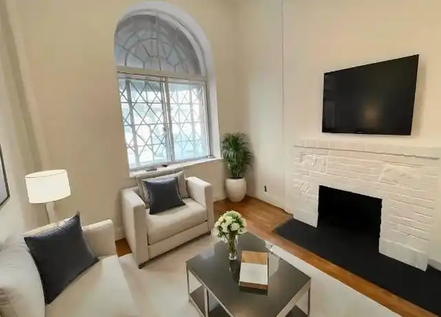 Property at 14 Jones St, New York, NY, 10014, 1 bed, 1 bath, [object Object]